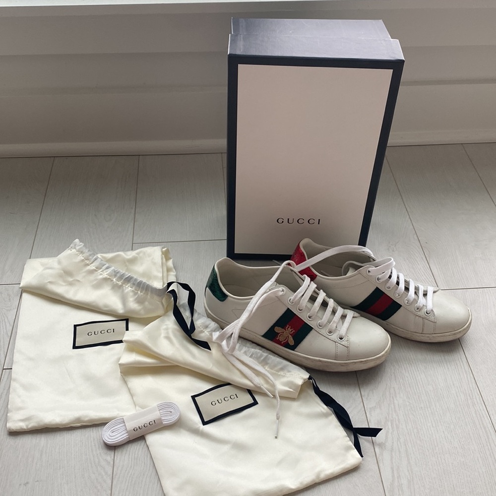 Gucci Sneakers- Authentic
